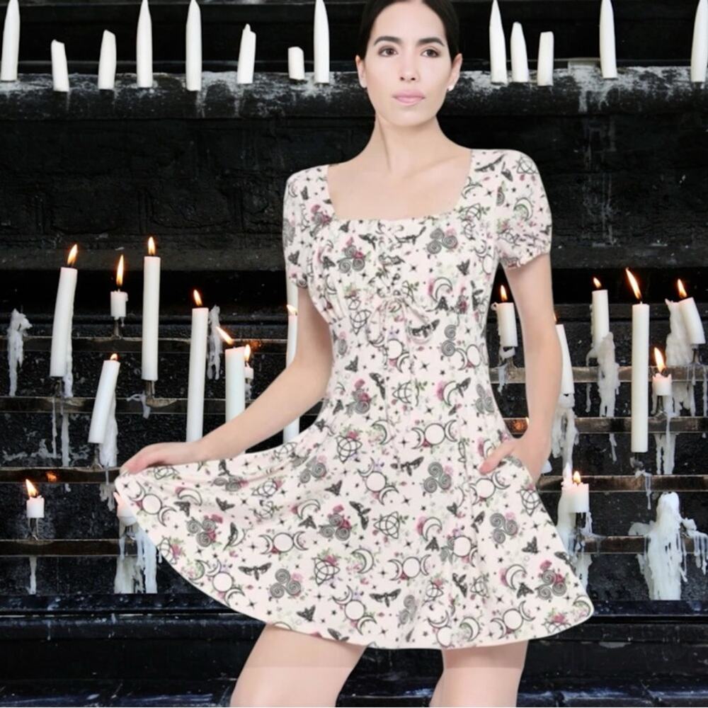 Hot Topic is calling all witches Wiccan dress Size medium retail 69.00 NWOT